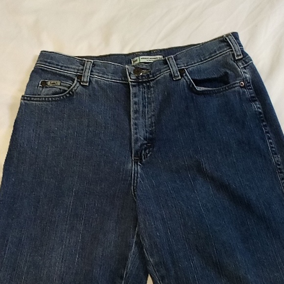 Lee Women's Relaxed At Waist Straight Leg Jeans Size 10M - Picture 2 of 12
